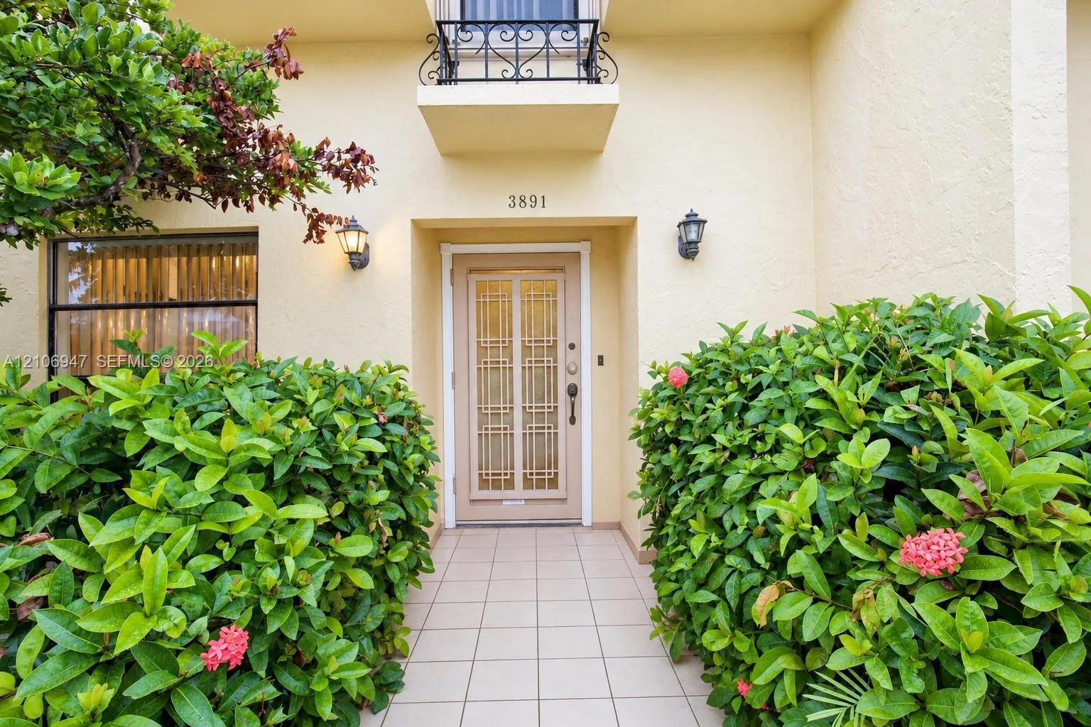 Listing  3891 NE 167th Street 24, North Miami Beach, FL 33160, North Miami Beach, FL 33160