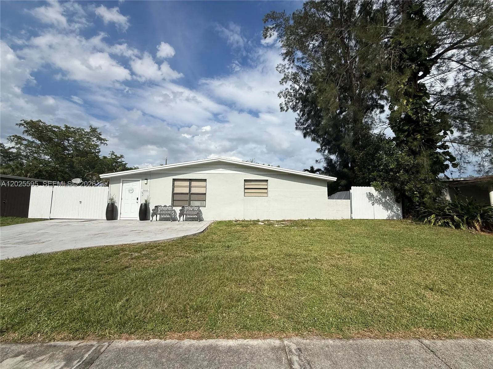 Listing  3900 SW 60th Avenue, Davie, FL 33314, Davie, FL 33314