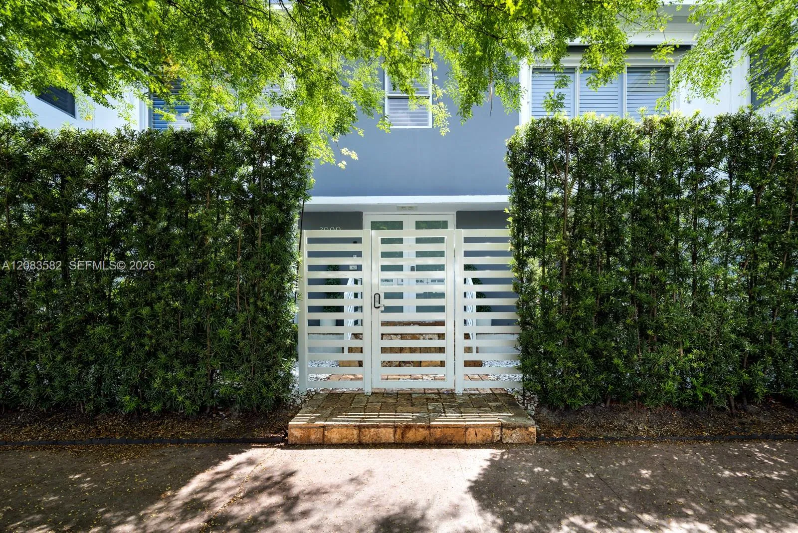 Listing  3909 Garden Avenue 1, Miami Beach, FL 33140, Miami Beach, FL 33140