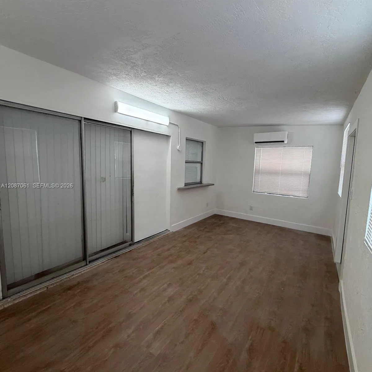 View details of listing 3932 NW 39th Avenue, Lauderdale Lakes, FL 33309 Lauderdale Lakes with MLS#