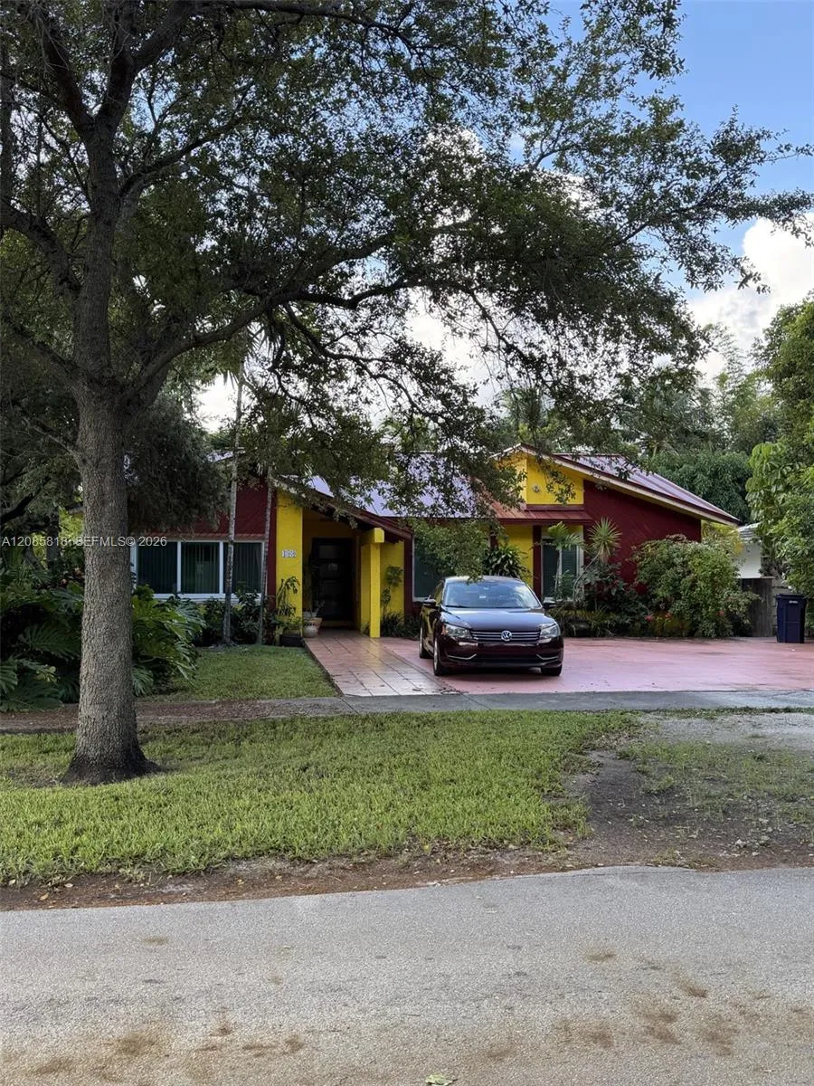 Listing  400 Oriole Avenue, Miami Springs, FL 33166, Miami Springs, FL 33166