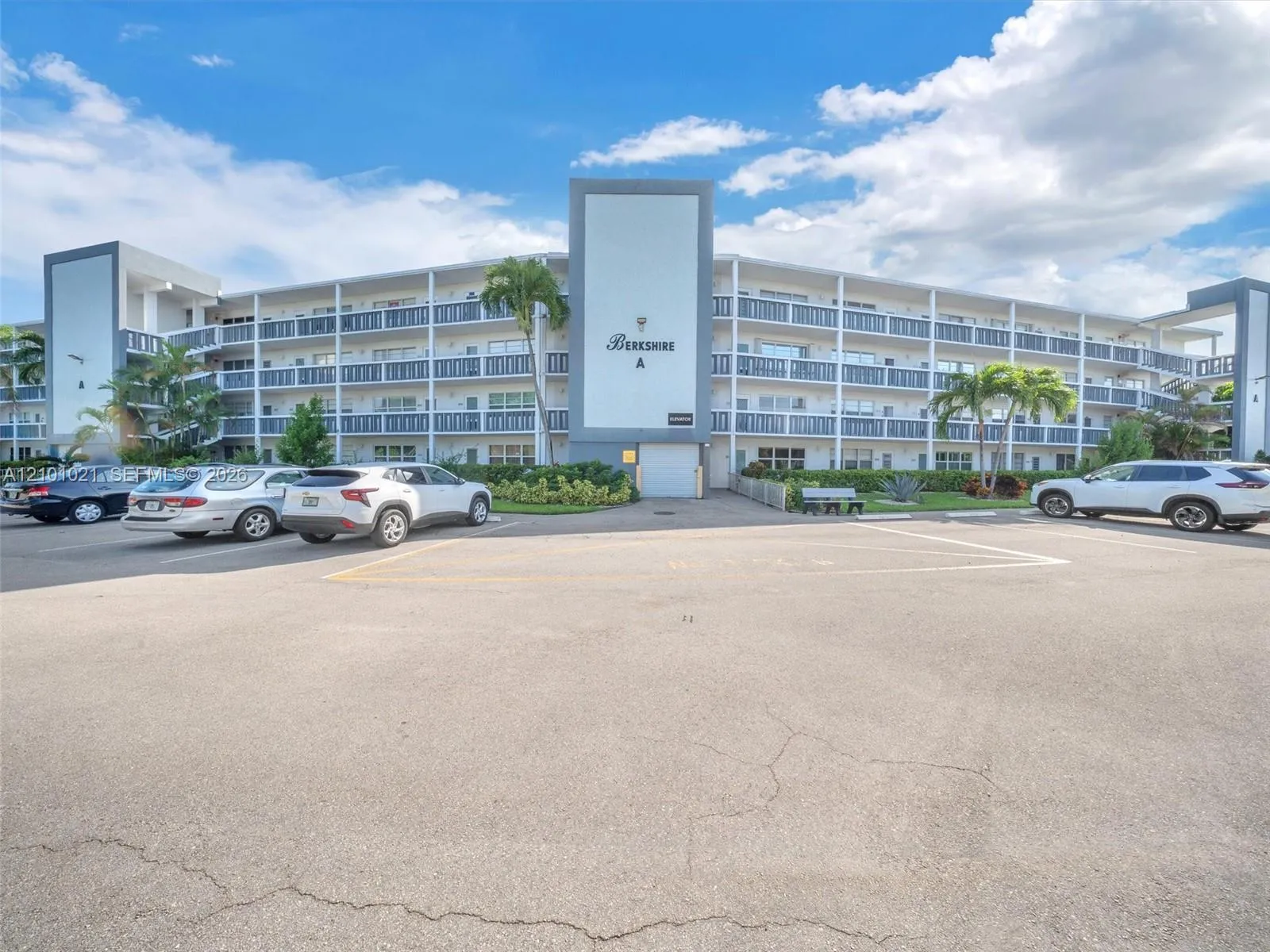 View details of listing 4008 Berkshire A, Deerfield Beach, FL 33442 Deerfield Beach with MLS# 