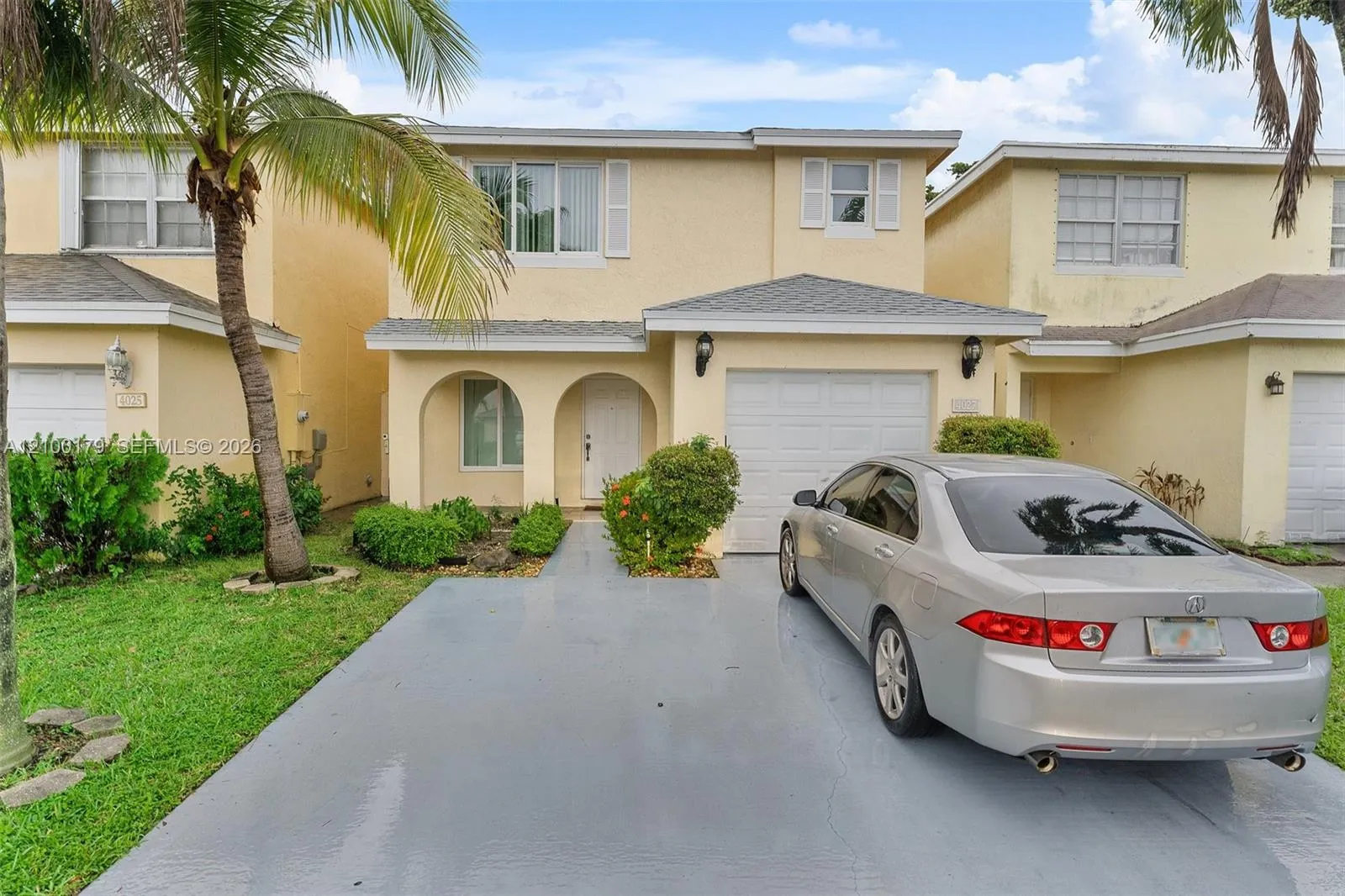 View details of listing 4027 Eastridge Drive, Deerfield Beach, FL 33064 Deerfield Beach with MLS# 