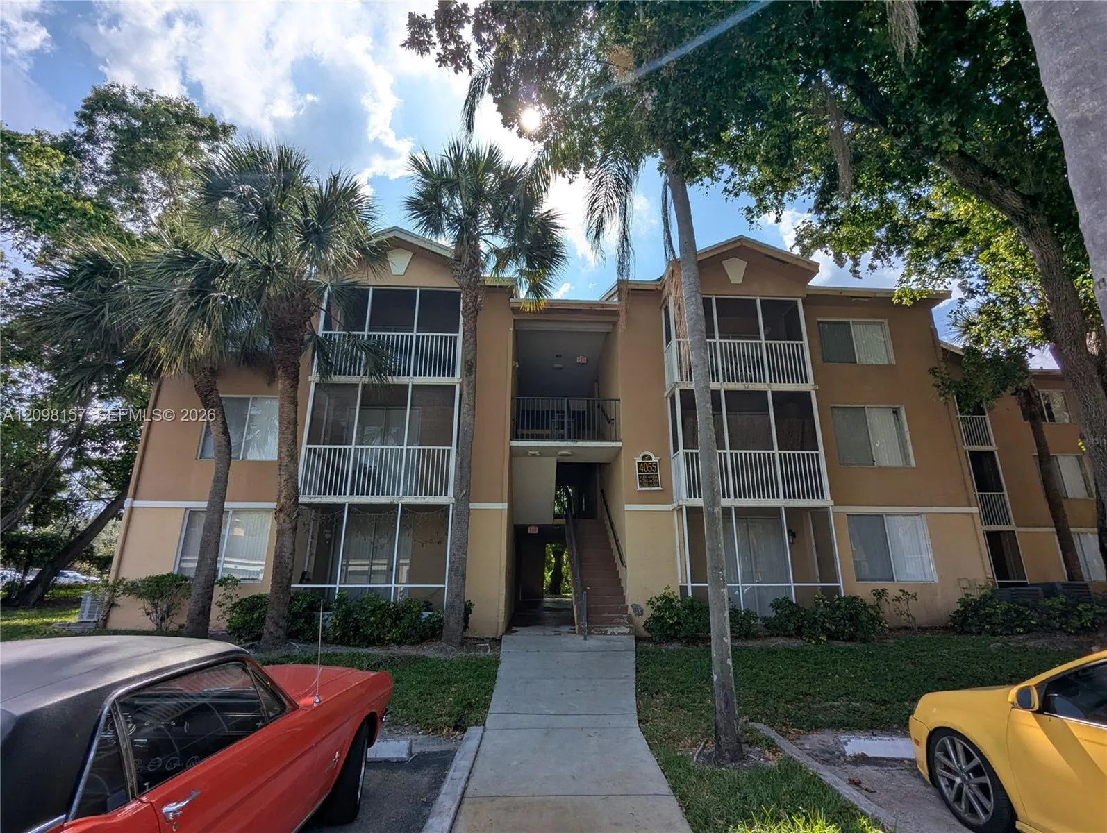 View details of listing 4055 W Mcnab Road H203, Pompano Beach, FL 33069 Pompano Beach with MLS# 