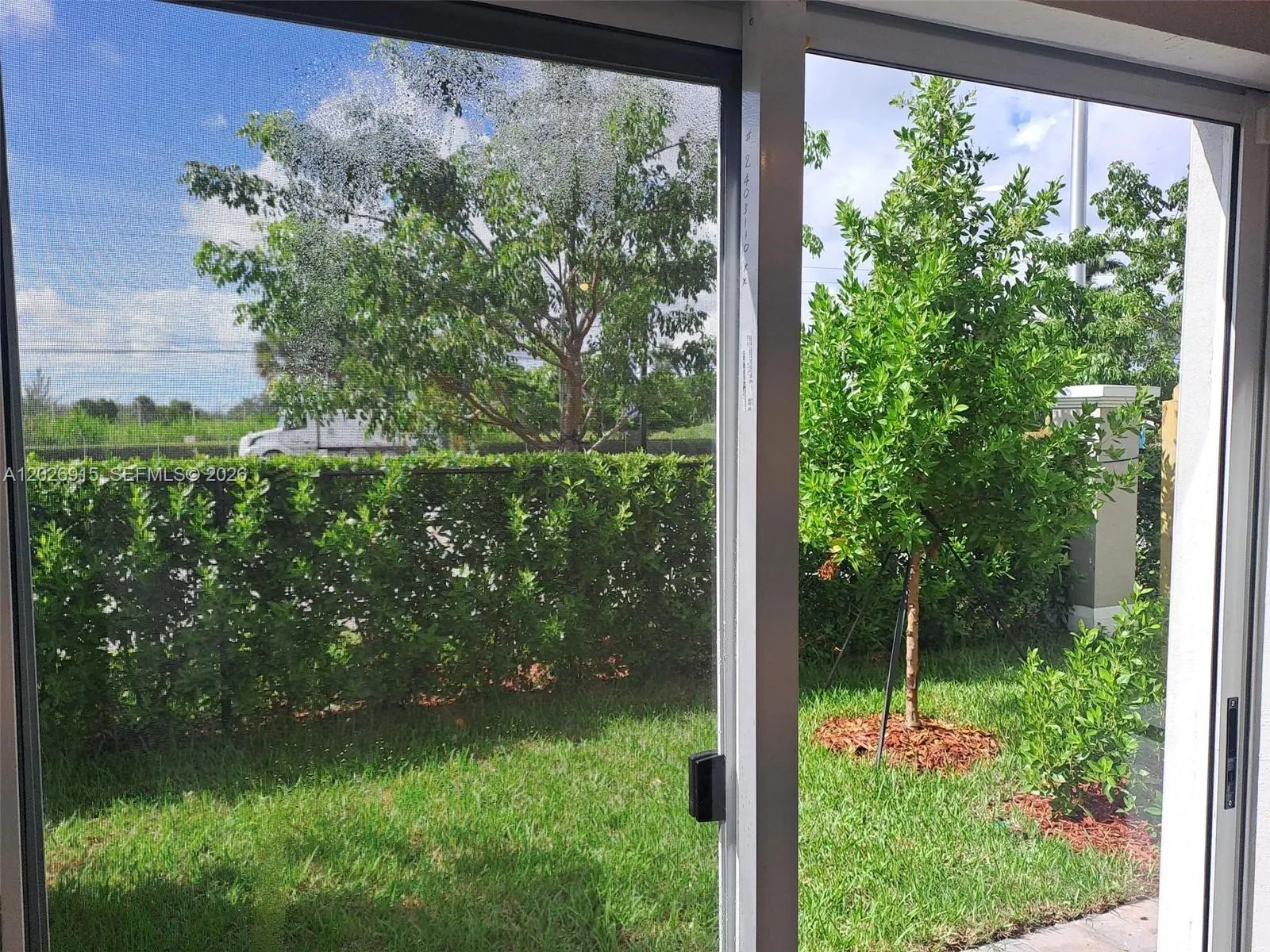 View details of listing 408 NE 1st Drive, Florida City, FL 33034 Florida City with MLS#