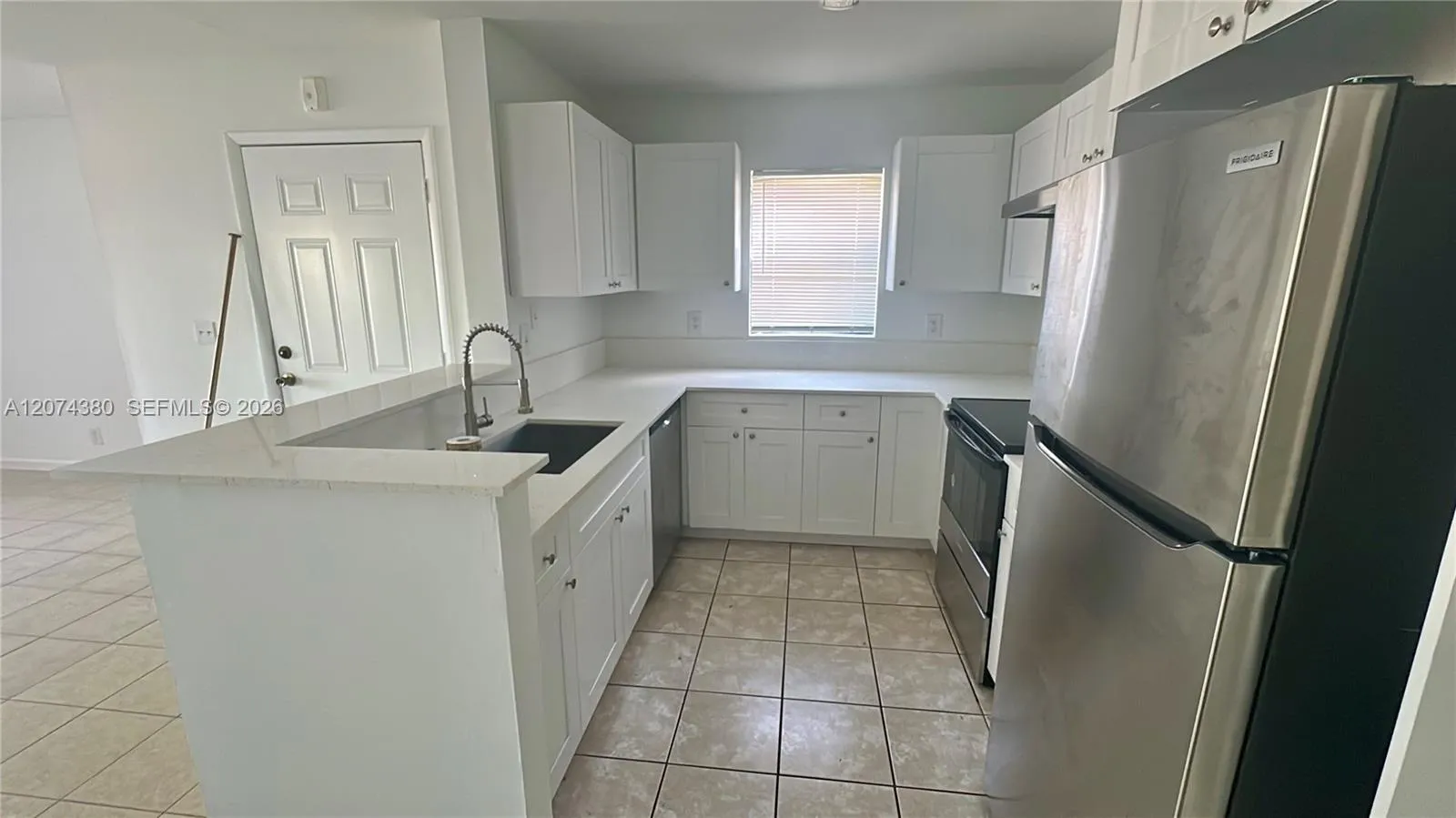 View details of listing 4096 N Pine Island Road 2112, Sunrise, FL 33351 Sunrise with MLS#