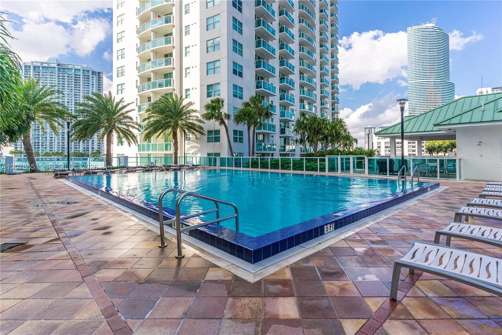 Listing  41 SE 5th Street 1117, Miami, FL 33131, Miami, FL 33131