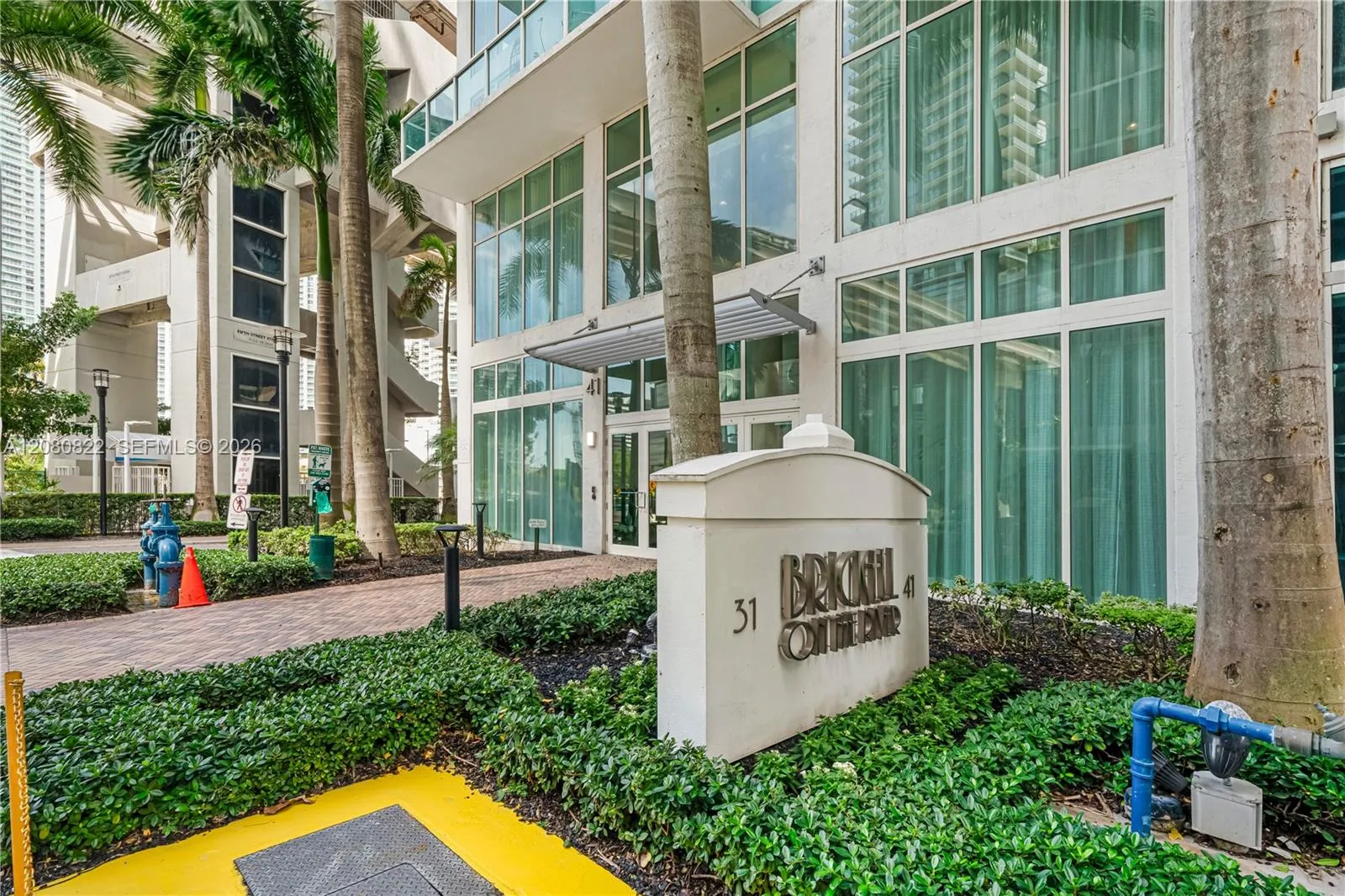 Listing  41 SE 5th Street 1607, Miami, FL 33131, Miami, FL 33131