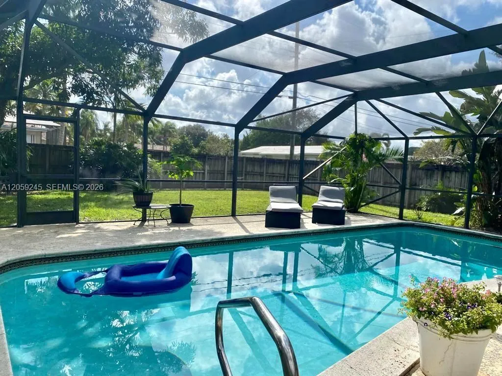 Listing  4116 Taft Street, Hollywood, FL 33021, Hollywood, FL 33021