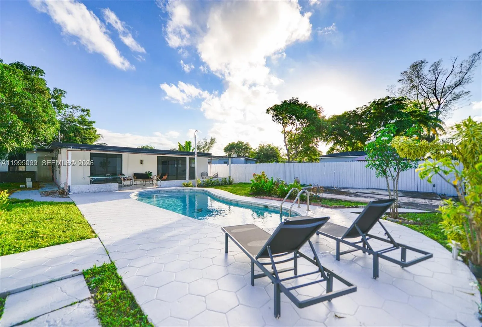 Listing  415 NW 133rd Street, North Miami, FL 33168, North Miami, FL 33168