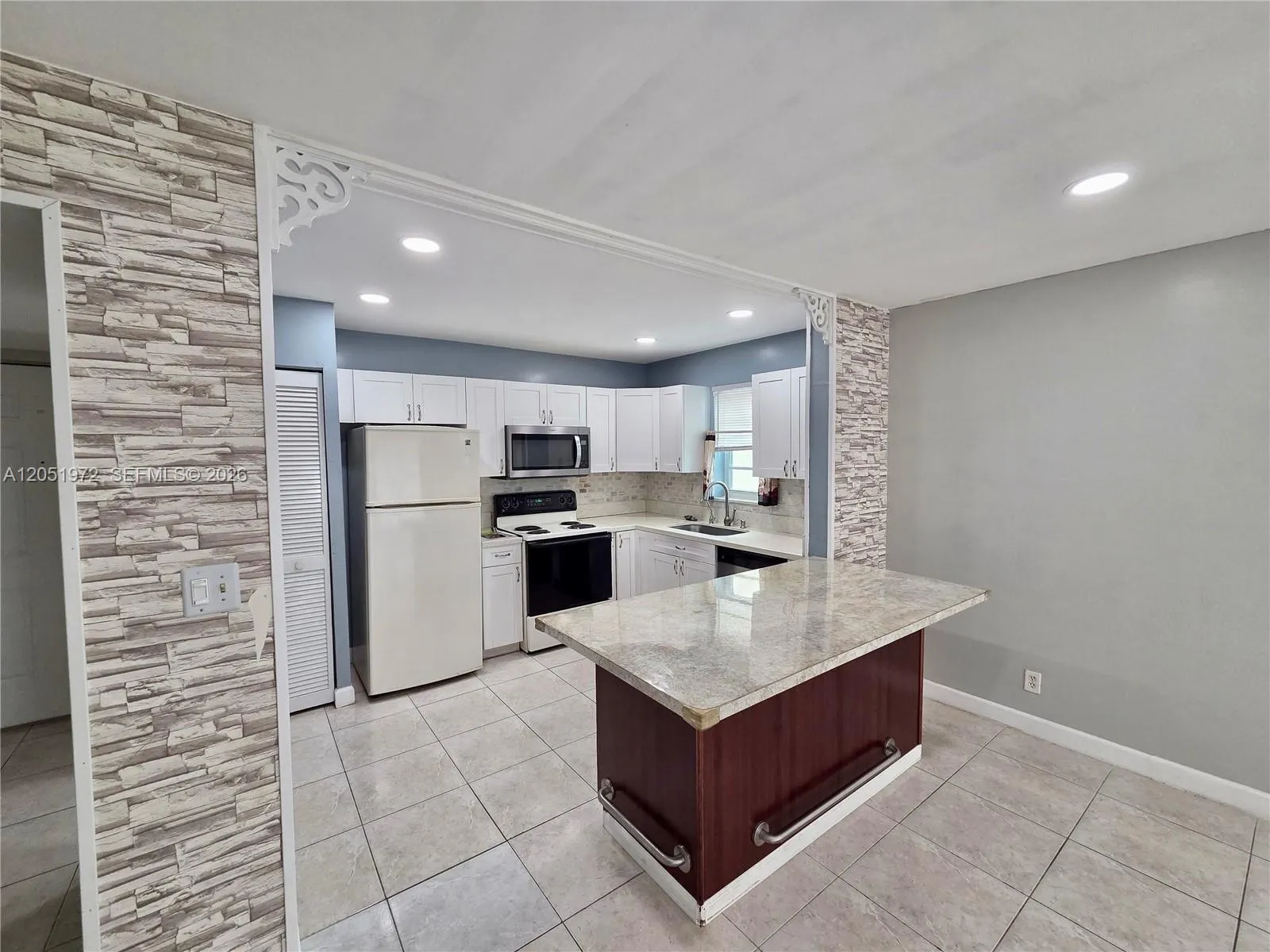 View details of listing 4159 NW 90th Avenue 201, Coral Springs, FL 33065 Coral Springs with MLS# 