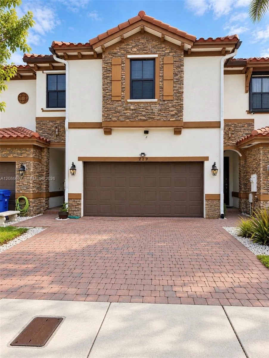 Listing  4219 SW 165th Court 4219, Miami, FL 33185, Miami, FL 33185