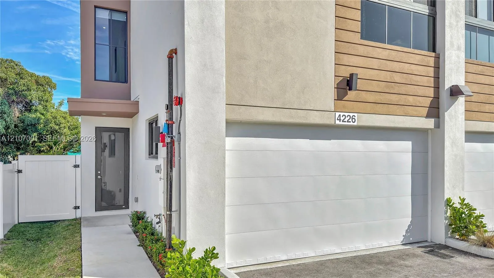 Listing  4226 NE 7th Terrace 1, Oakland Park, FL 33334, Oakland Park, FL 33334