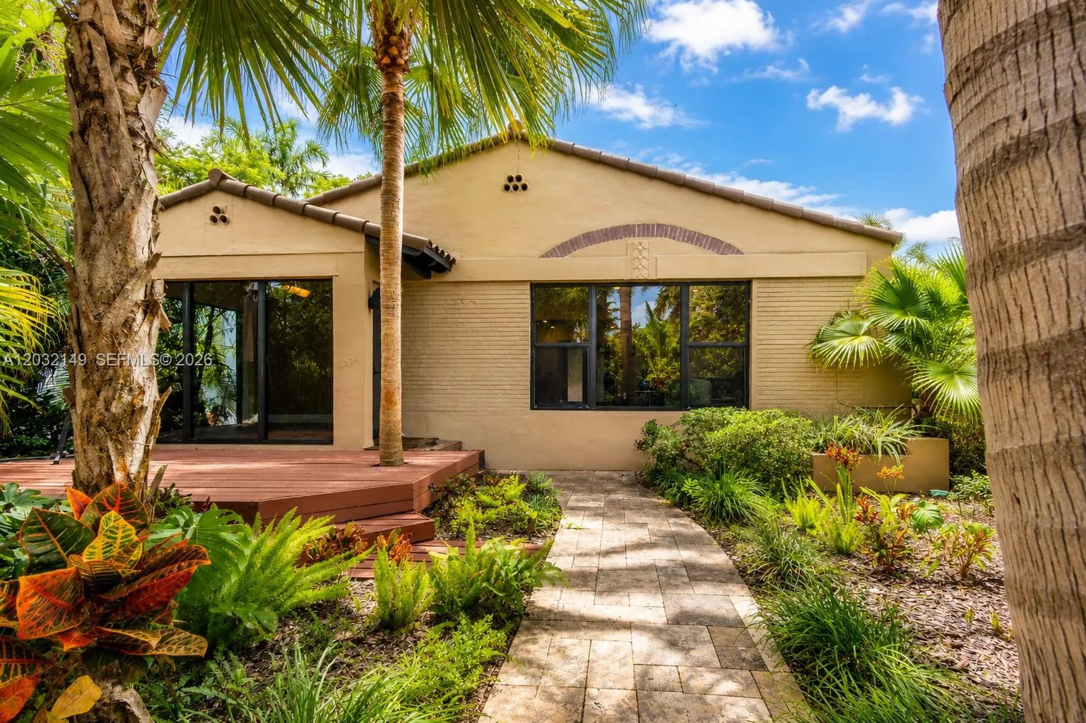Listing  4230 Royal Palm Avenue, Miami Beach, FL 33140, Miami Beach, FL 33140