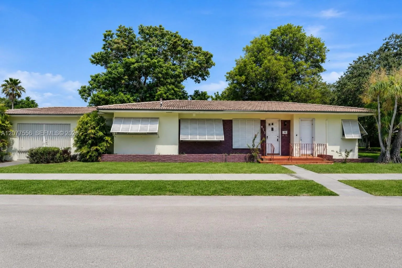 Listing  425 S 15th Avenue, Hollywood, FL 33020, Hollywood, FL 33020