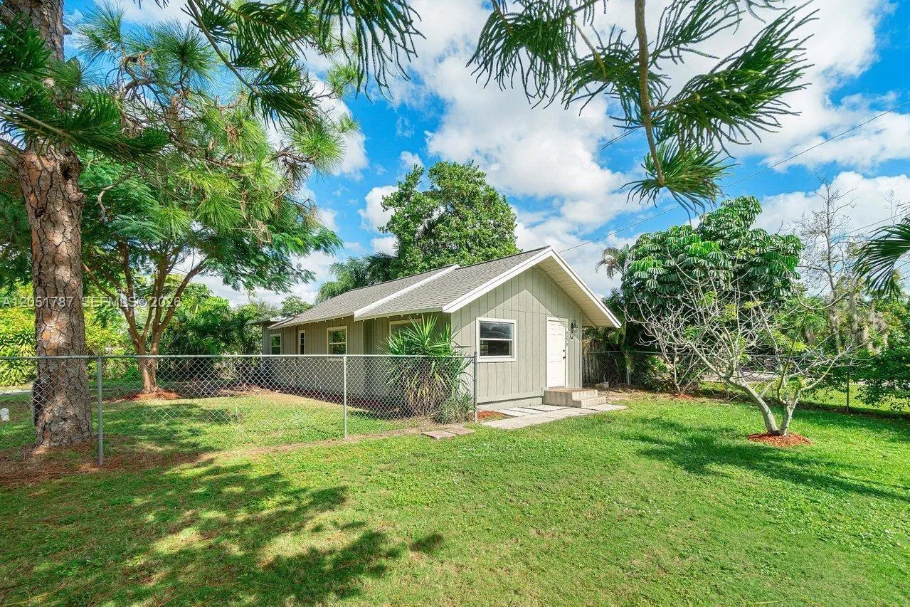 Listing  4279 Narcissus Avenue, Lake Worth, FL 33461, Lake Worth, FL 33461