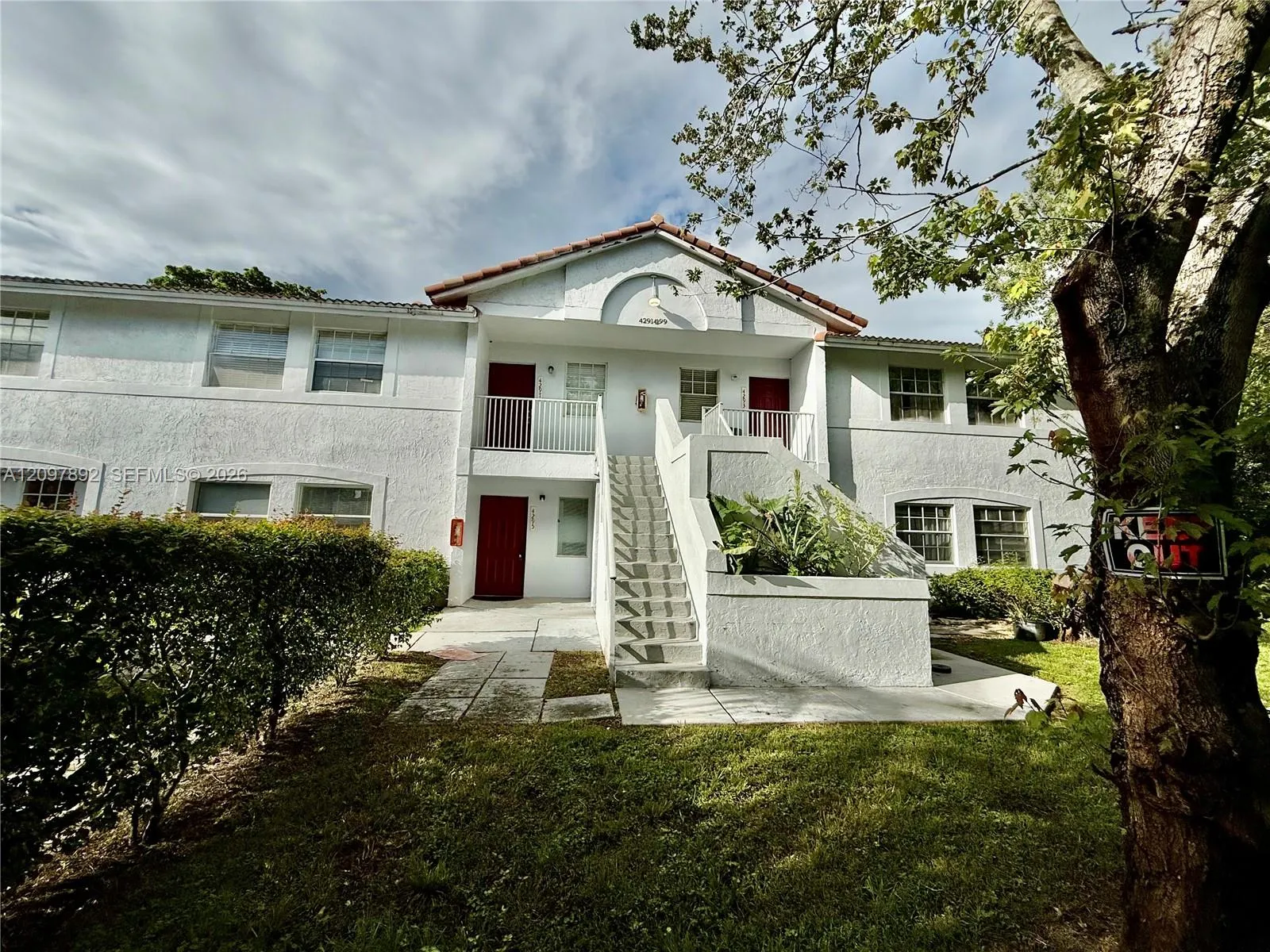 View details of listing 4297 NW 114th Terrace 4297, Coral Springs, FL 33065 Coral Springs with MLS# 