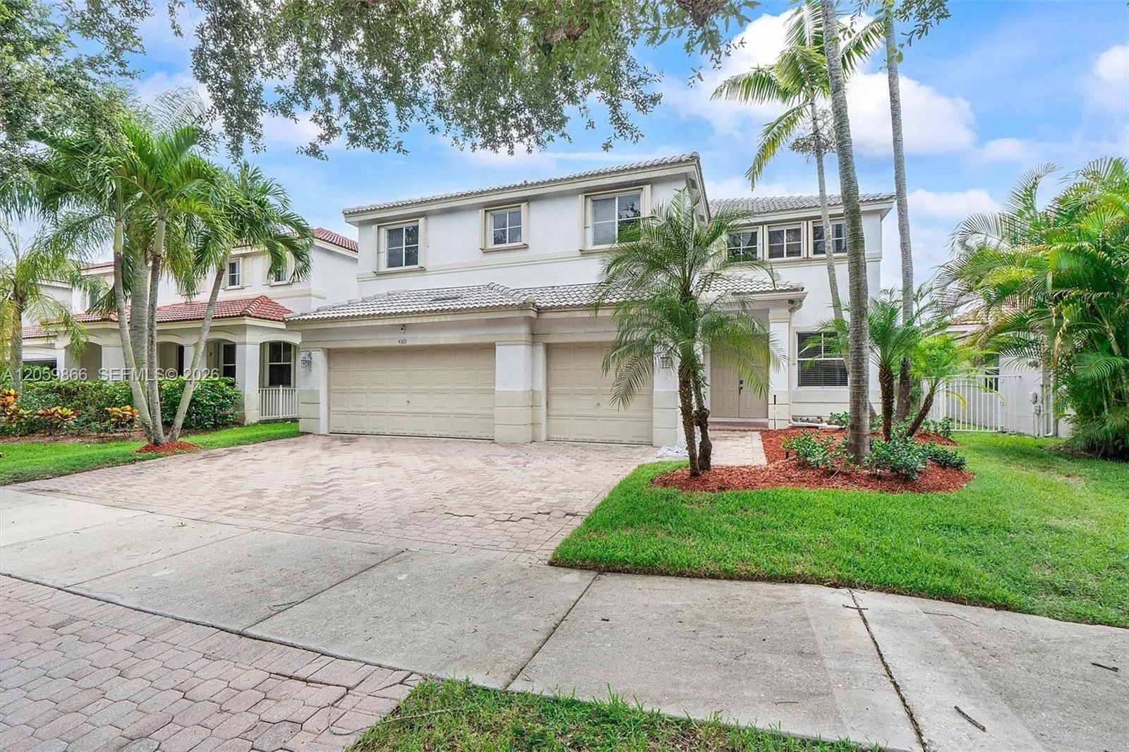 Listing  4389 Laurel Ridge Circle, Weston, FL 33331, Weston, FL 33331