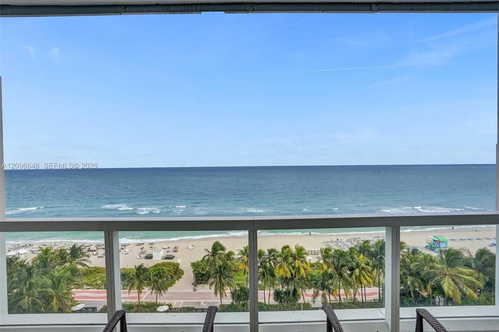 View details of listing 4391 Collins Avenue 913/914, Miami Beach, FL 33140 Miami Beach with MLS# 