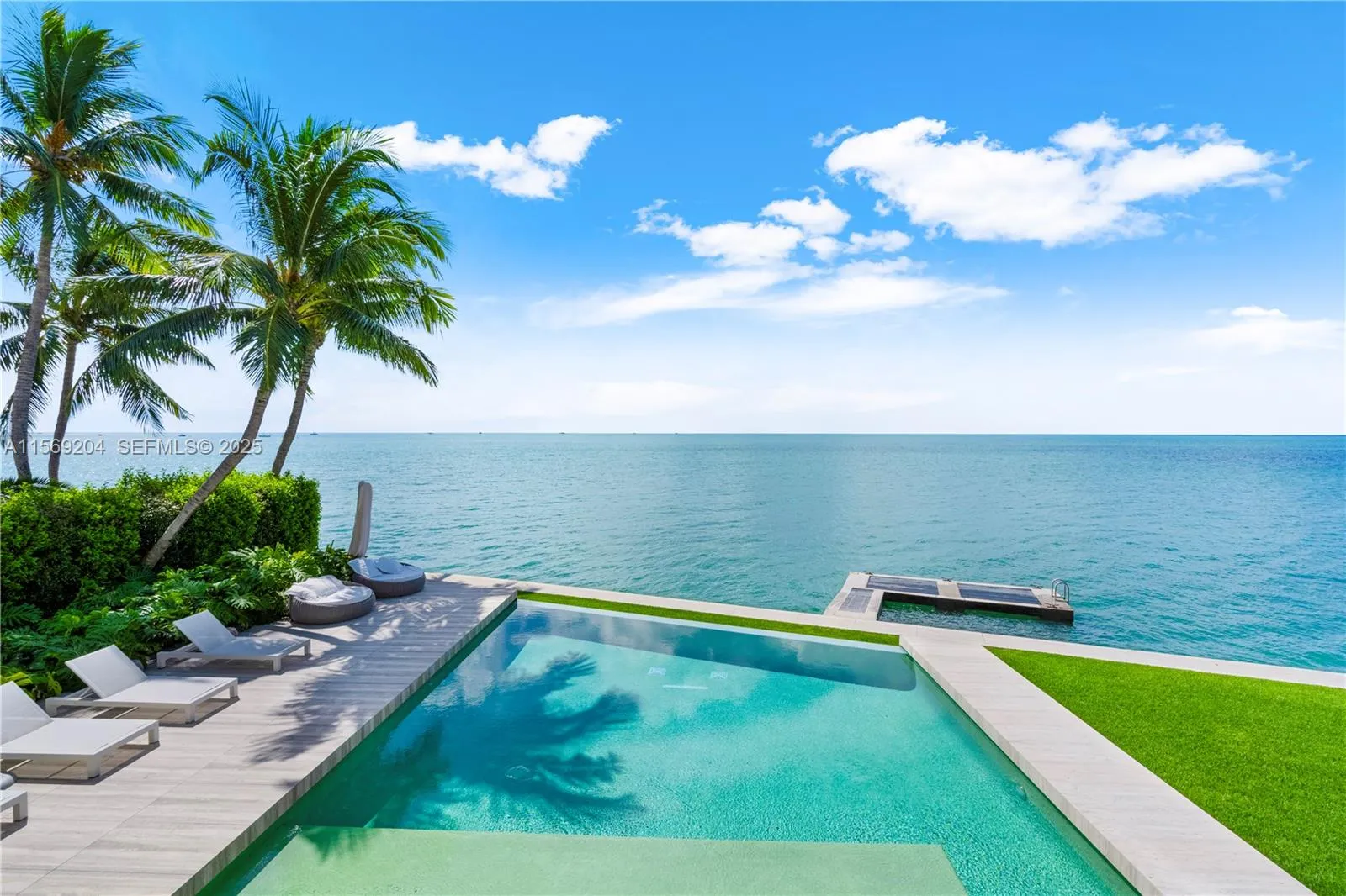 View details of listing 440 S Mashta Drive, Key Biscayne, FL 33149 Key Biscayne with MLS# 