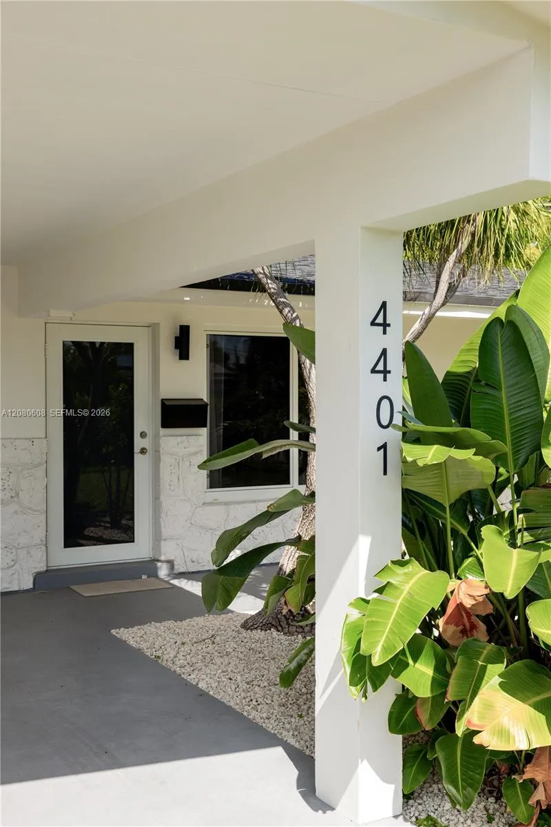 Listing  4401 NE 13th Avenue, Oakland Park, FL 33334, Oakland Park, FL 33334