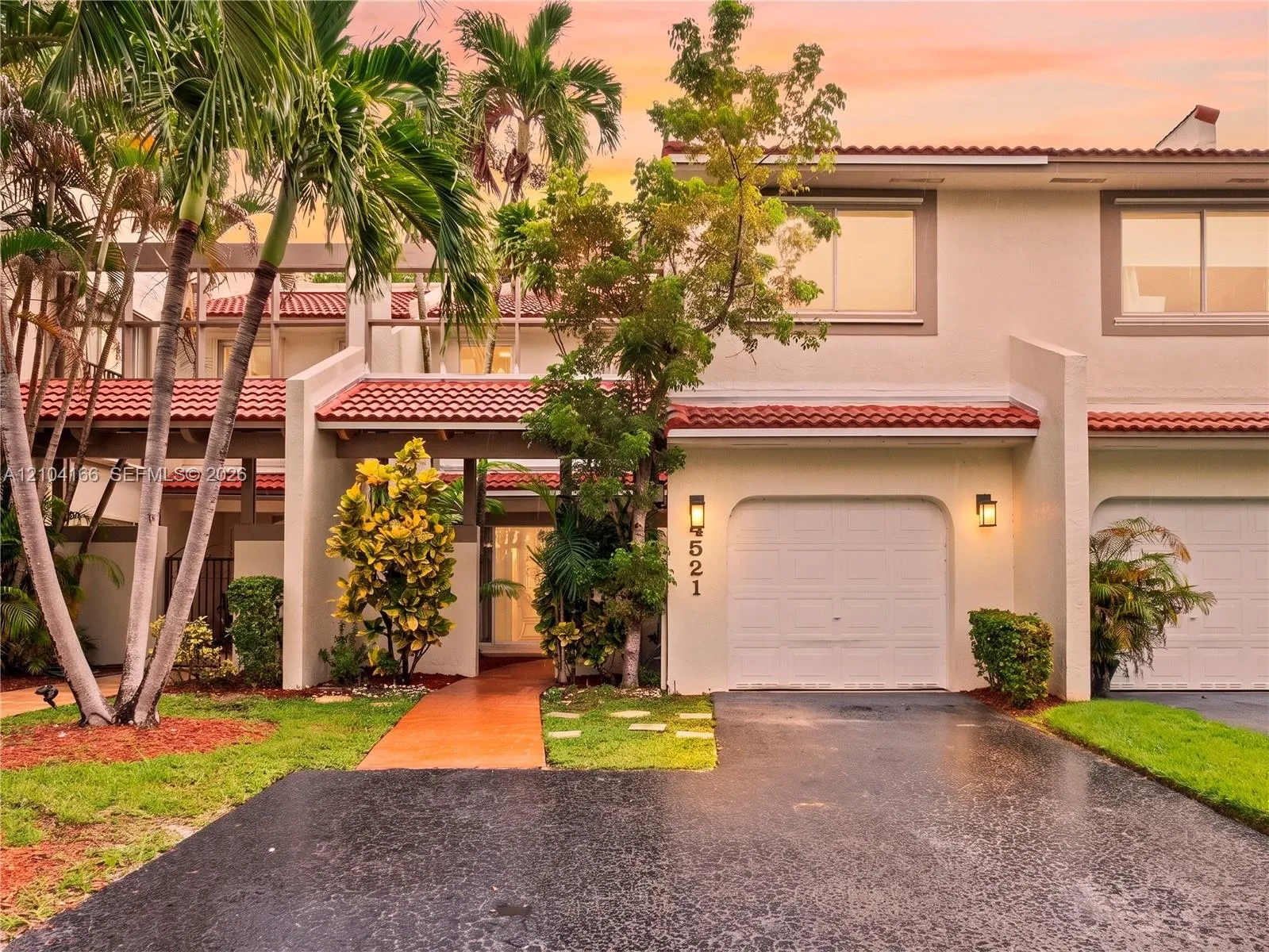View details of listing 4521 NW 102nd Court, Doral, FL 33178 Doral with MLS#