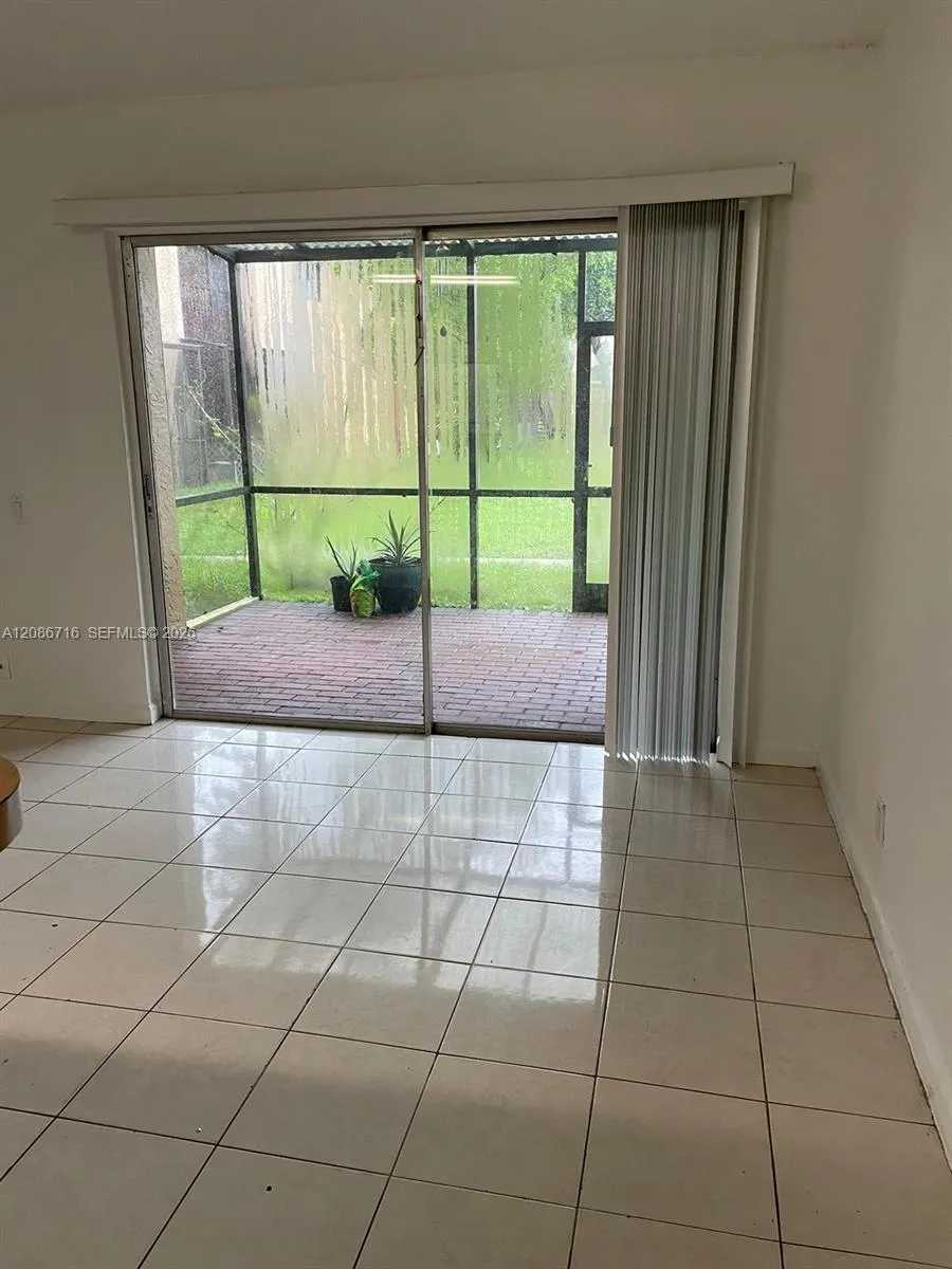 Listing  4527 Treehouse Lane 3B, Tamarac, FL 33319, Tamarac, FL 33319