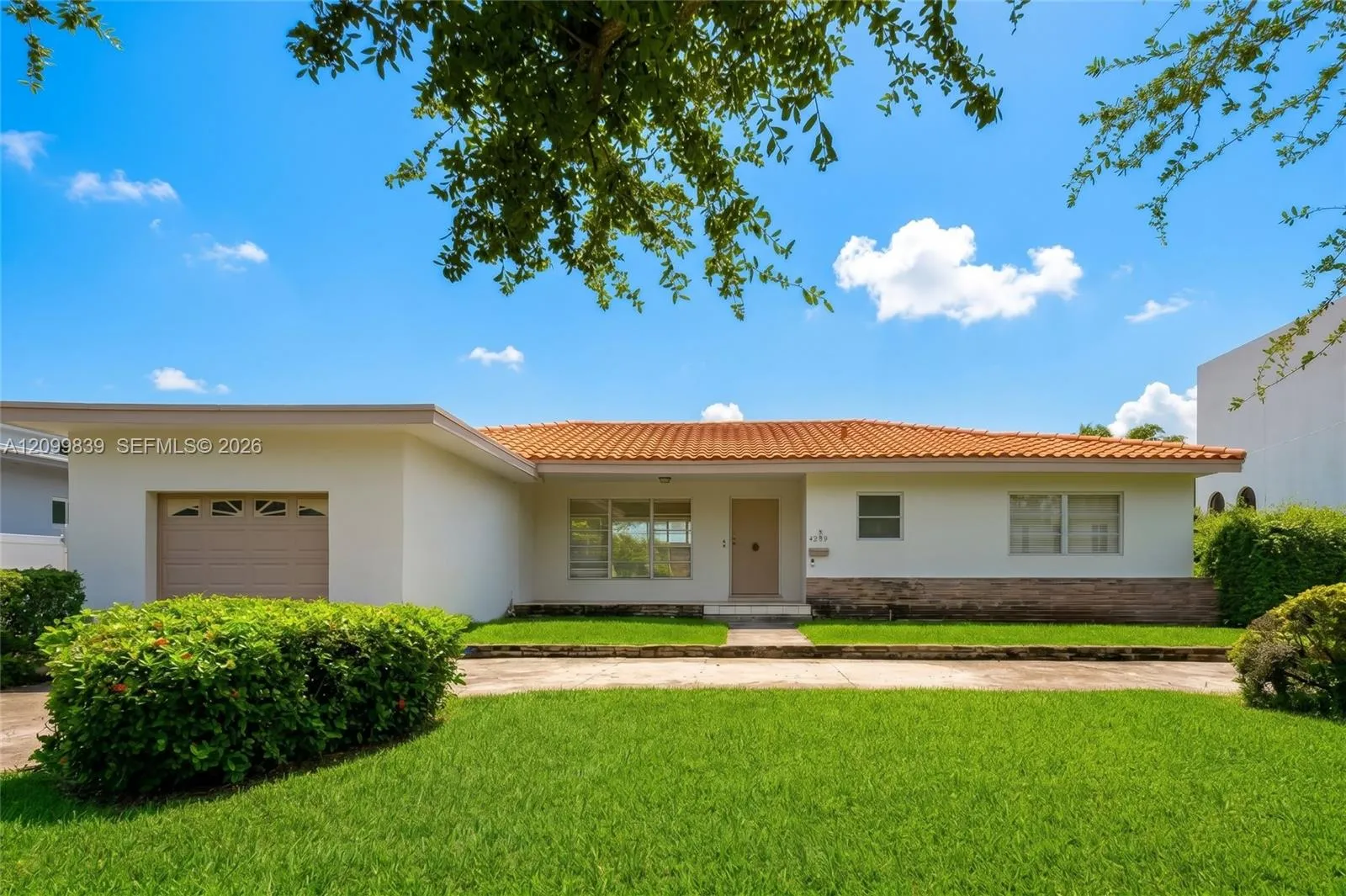 View details of listing 4535 N Jefferson Avenue, Miami Beach, FL 33140 Miami Beach with MLS# 