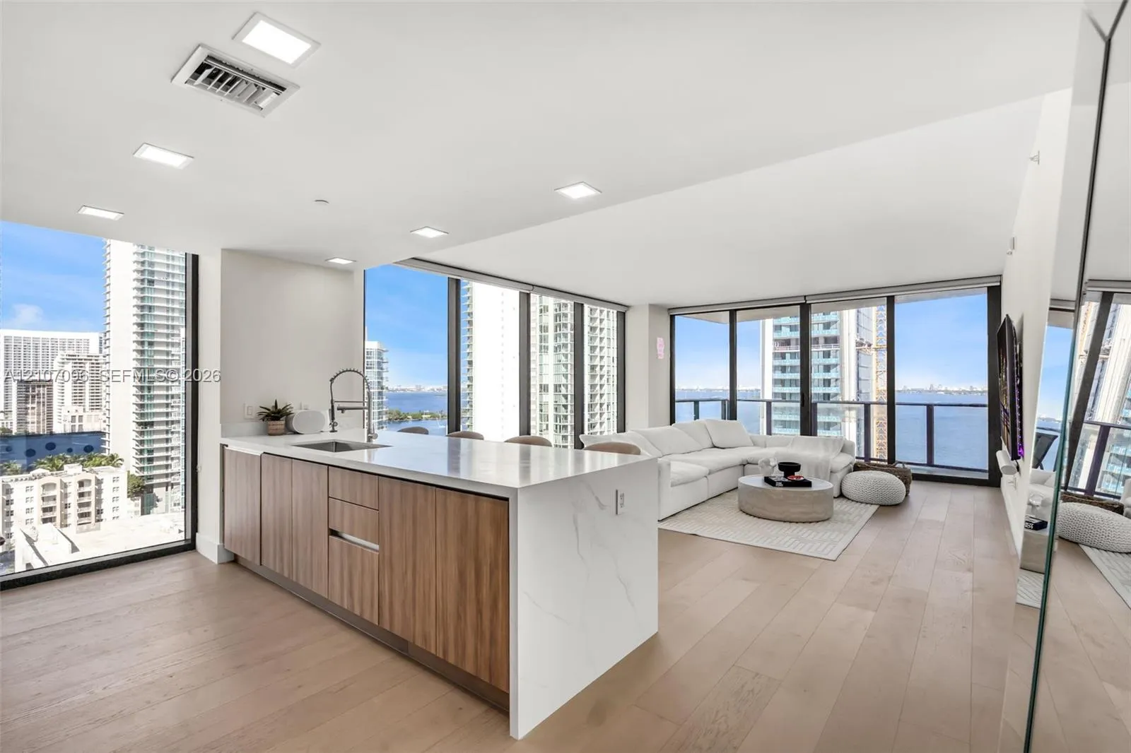 Listing  460 NE 28th Street 1801, Miami, FL 33137, Miami, FL 33137
