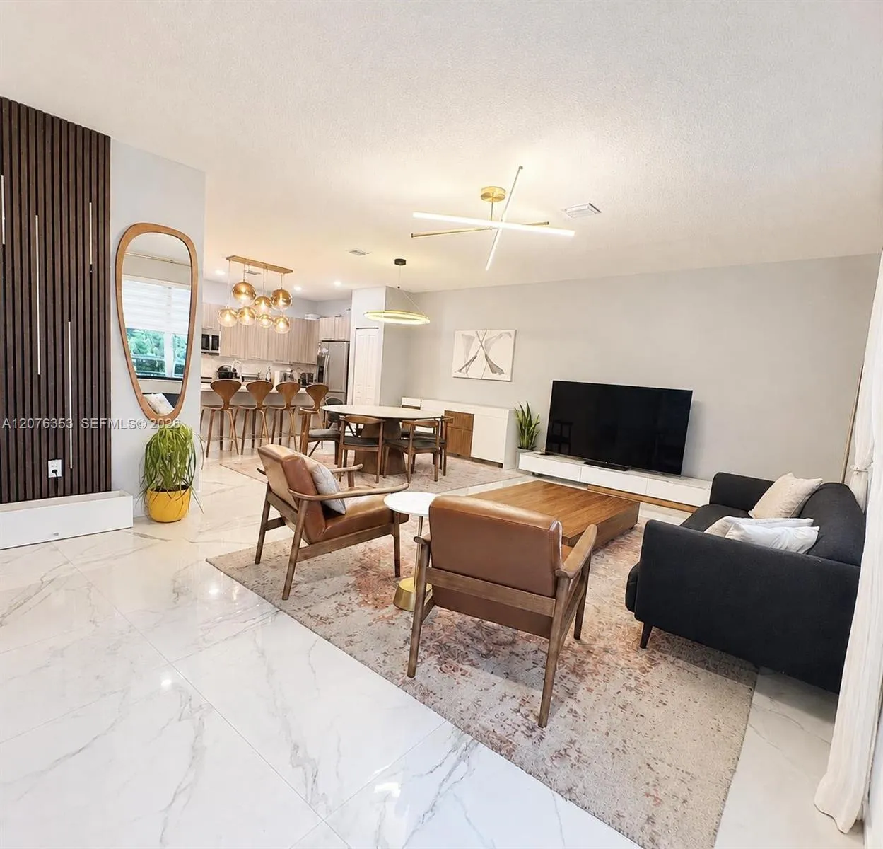 Listing  4619 NW 84th Avenue, Doral, FL 33166, Doral, FL 33166