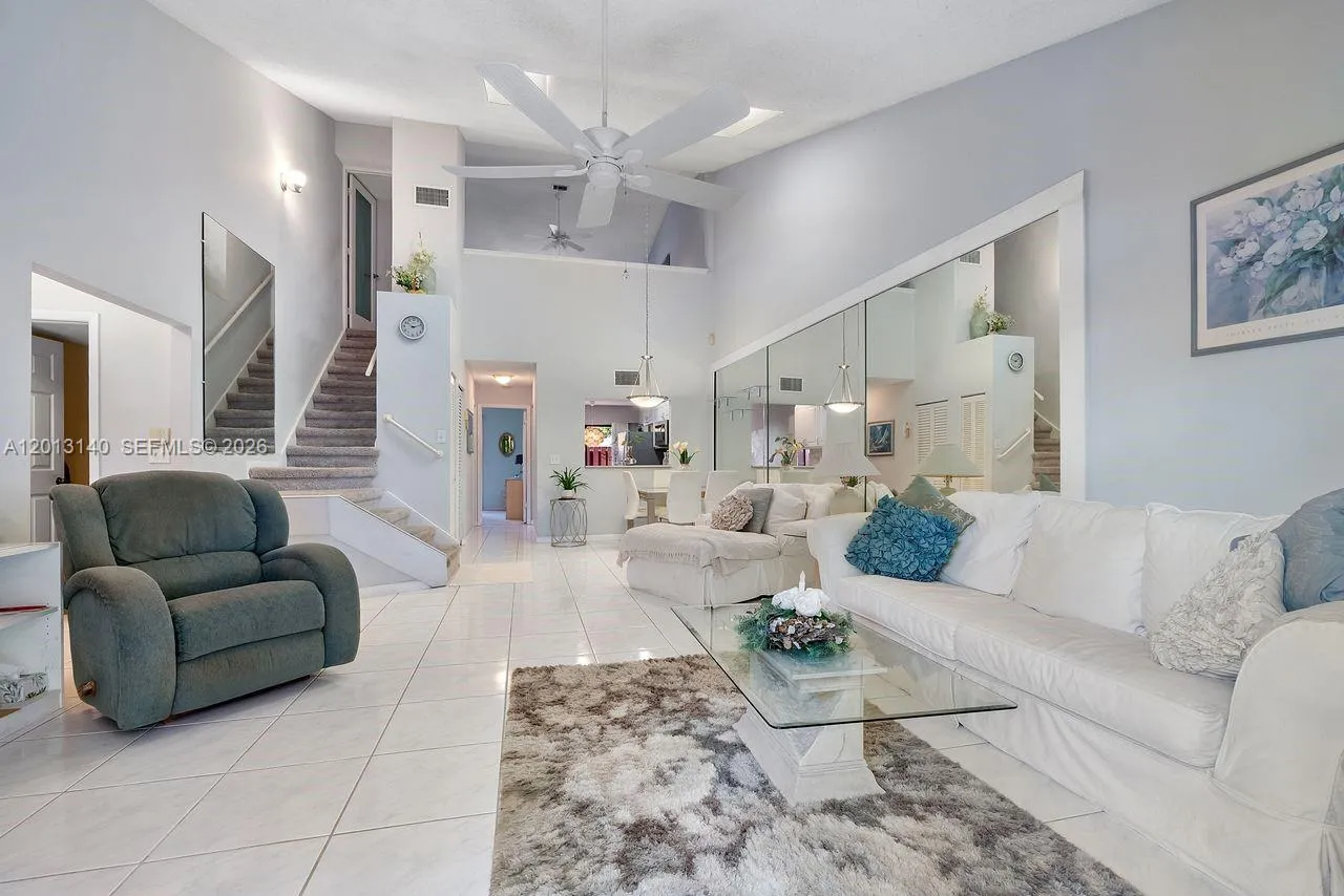 Listing  462 SE 14th Street, Dania Beach, FL 33004, Dania Beach, FL 33004