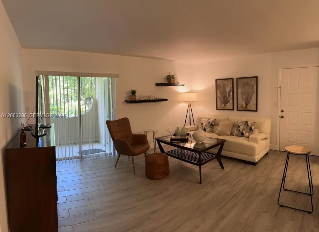 View details of listing 4740 NW 102nd Avenue 106-14, Doral, FL 33178 Doral with MLS#