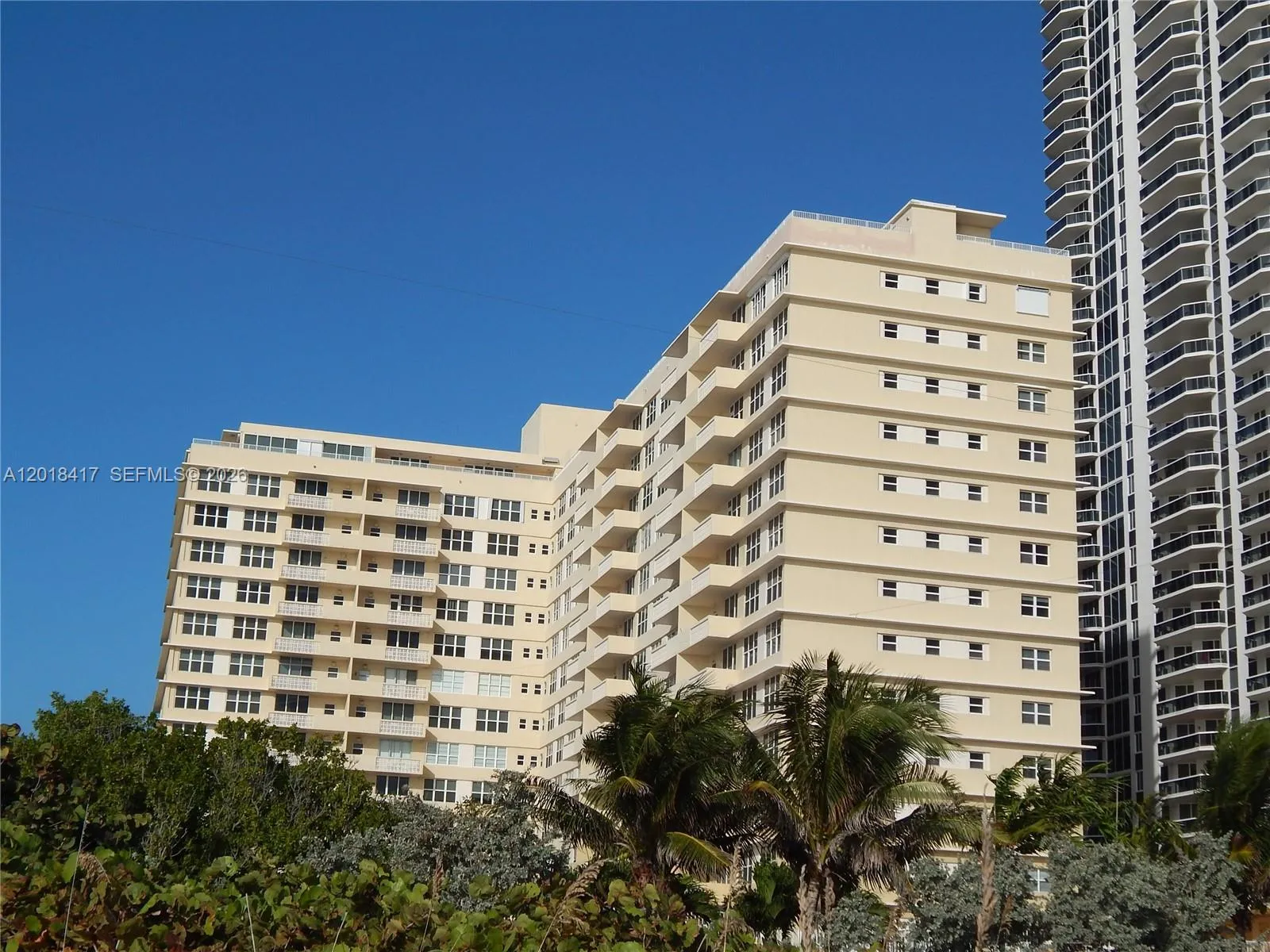 View details of listing 4747 Collins Avenue 1102, Miami Beach, FL 33140 Miami Beach with MLS# 