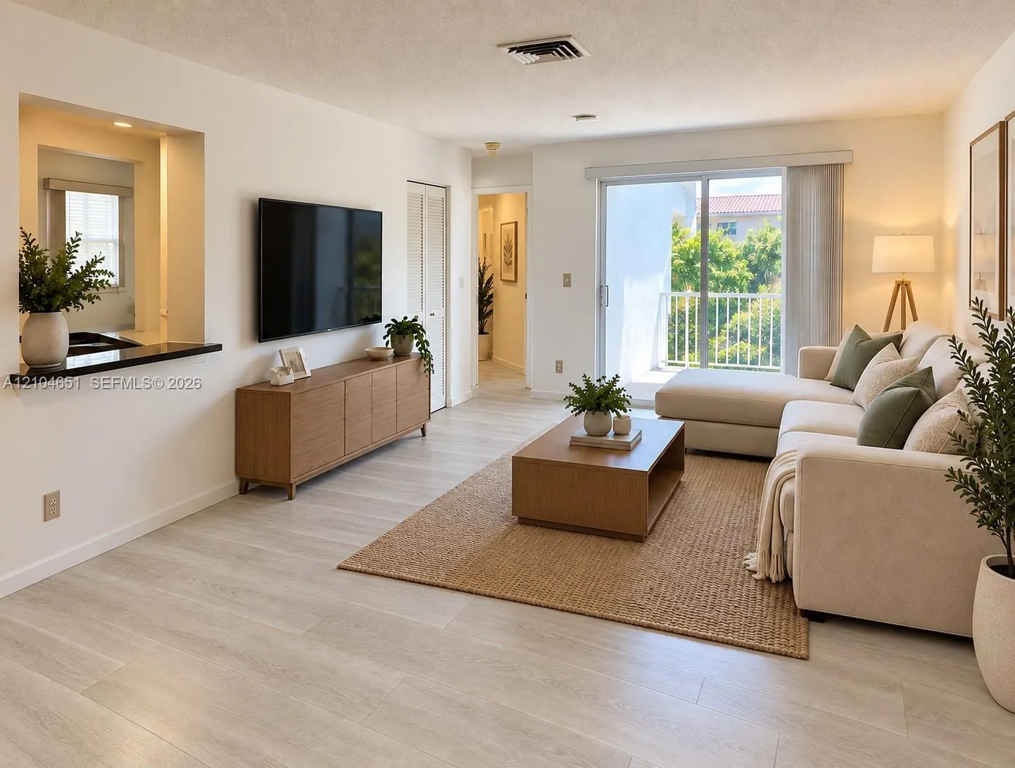 View details of listing 4764 NW 114th Avenue 204, Doral, FL 33178 Doral with MLS#