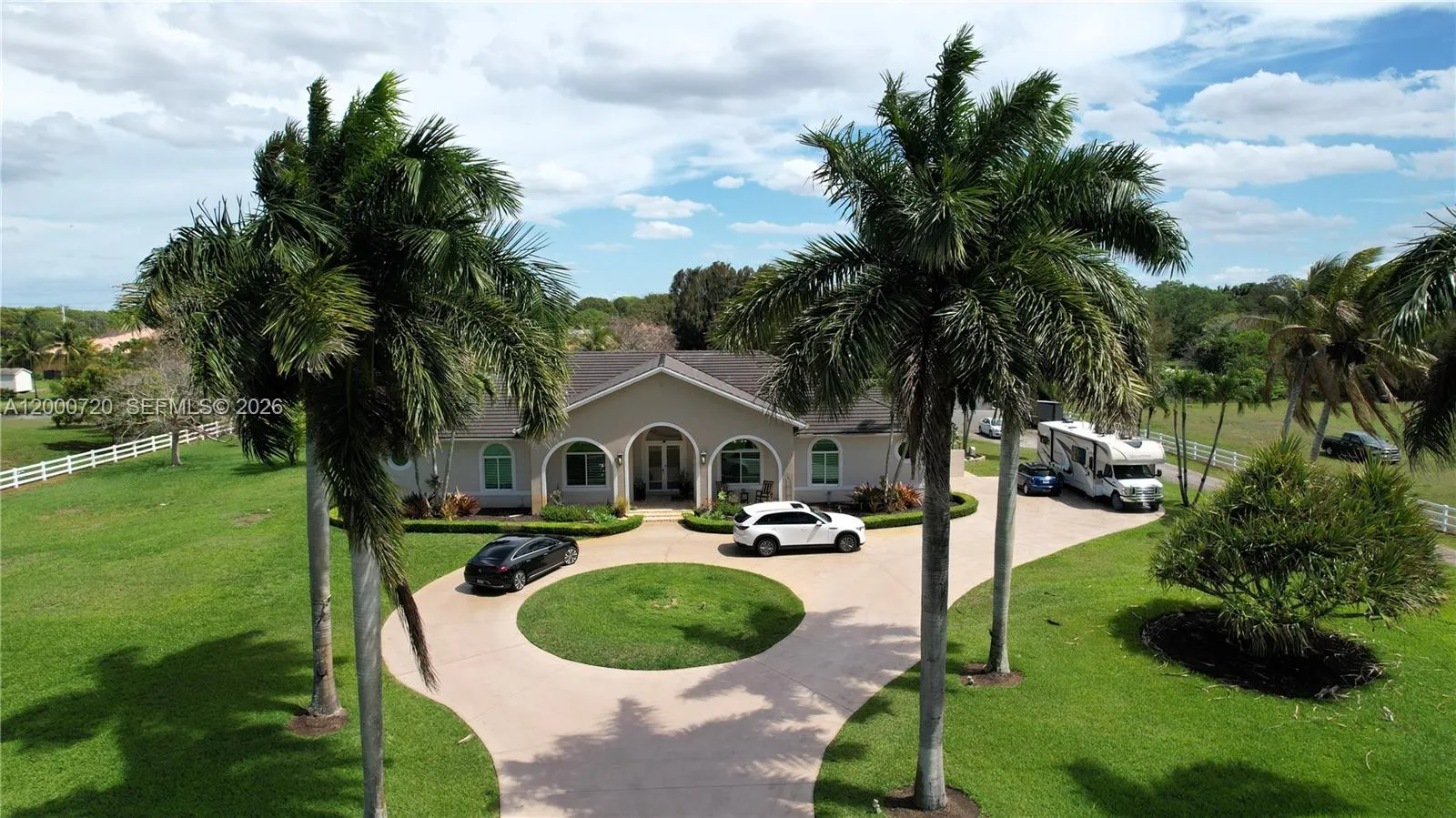 View details of listing 4810 SW 198th Terrace, Southwest Ranches, FL 33332 Southwest Ranches with MLS#
