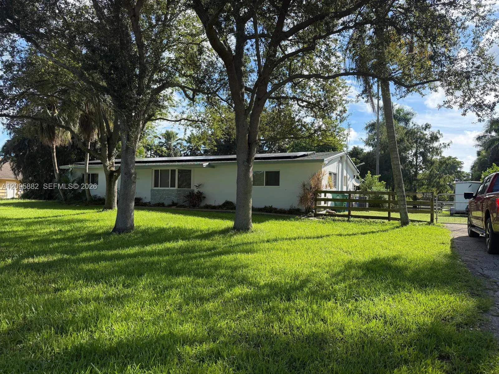 View details of listing 4830 SW 196th Lane, Southwest Ranches, FL 33332 Southwest Ranches with MLS#