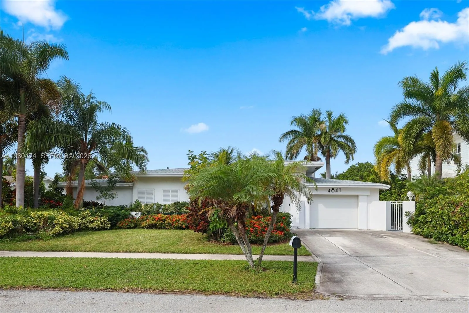 Listing  4841 NE 29th Avenue, Lighthouse Point, FL 33064, Lighthouse Point, FL 33064