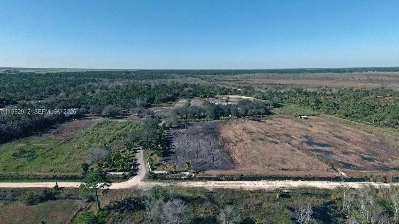 View details of listing 4850 Pioneer 2nd St & Pioneer 2nd Street, Clewiston, FL 33440 Clewiston with MLS#