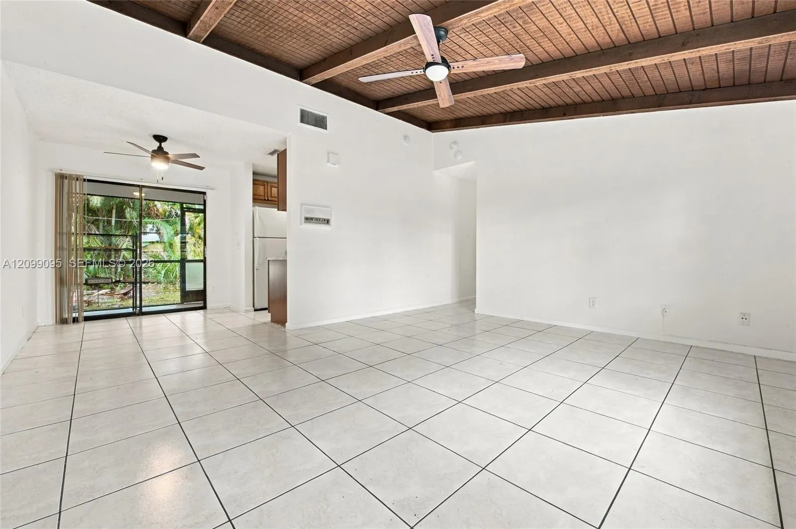 Listing  487 Glenwood Drive 487, West Palm Beach, FL 33415, West Palm Beach, FL 33415