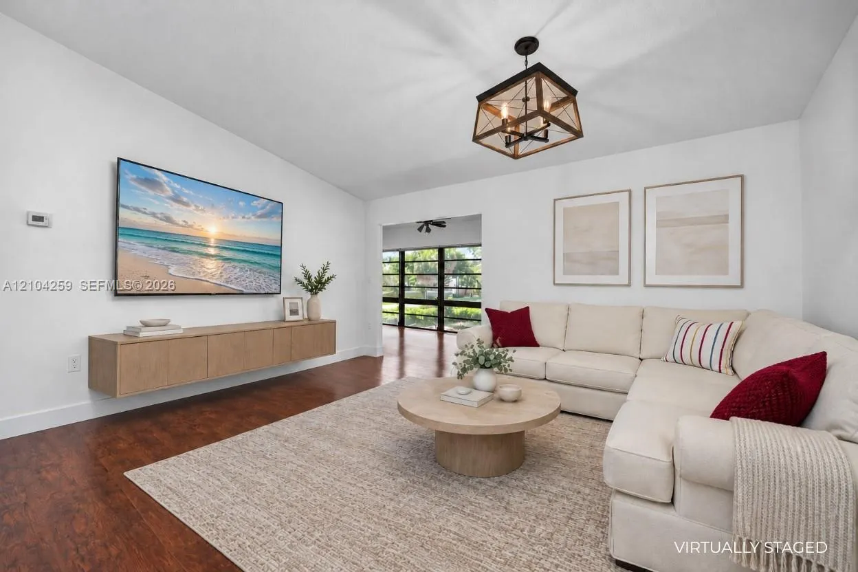View details of listing 4944 NW 102nd Avenue 204-3, Doral, FL 33178 Doral with MLS#