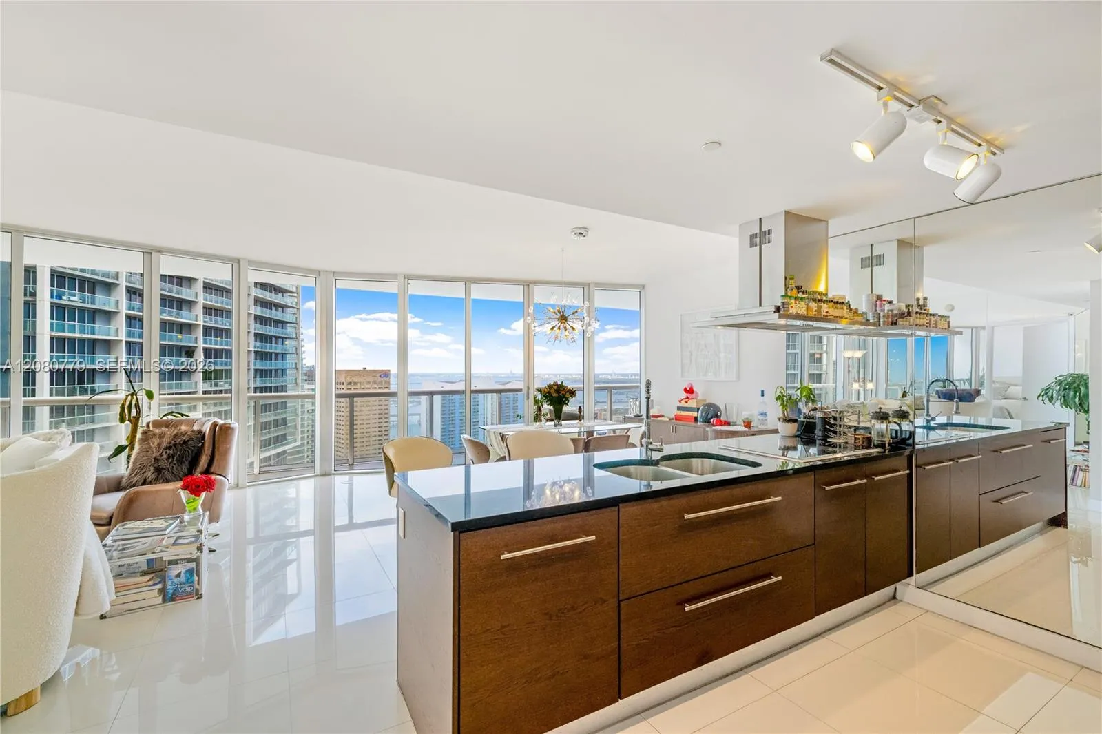 Listing  495 Brickell Avenue 4704, Miami, FL 33131, Miami, FL 33131