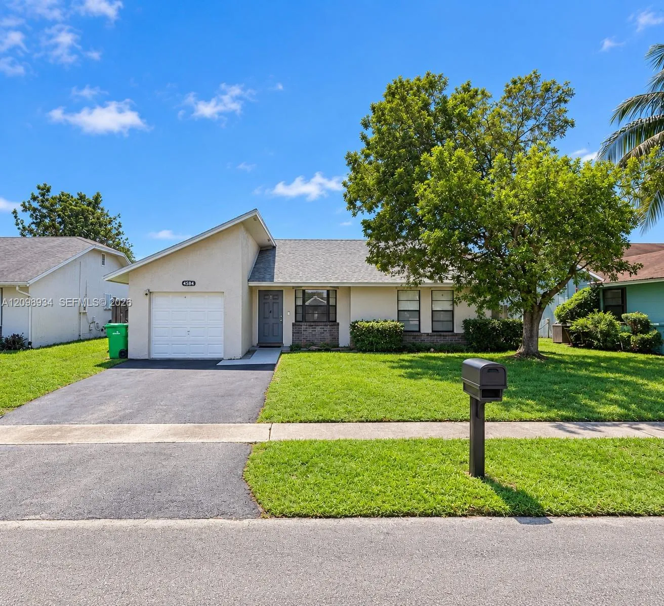 View details of listing 4968 NW 92nd Avenue, Sunrise, FL 33351 Sunrise with MLS#
