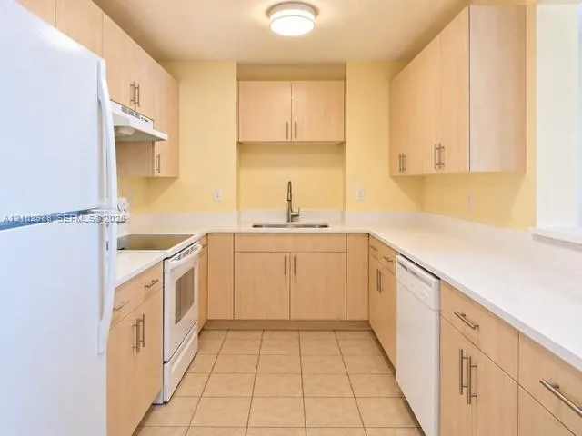 Listing  50 Menores Avenue 601, Coral Gables, FL 33134, Coral Gables, FL 33134