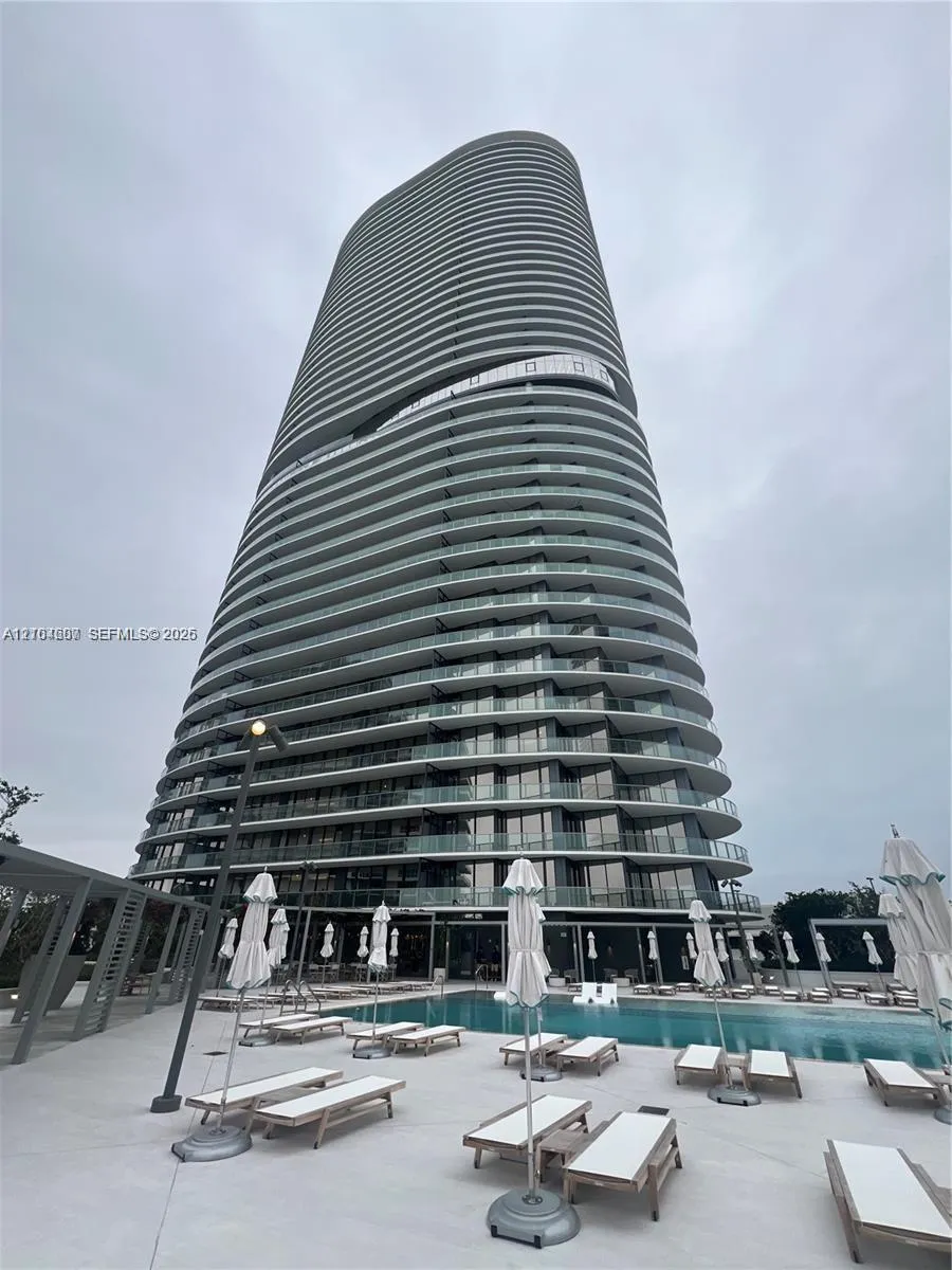 Listing  500 Alton Road 1008, Miami Beach, FL 33139, Miami Beach, FL 33139