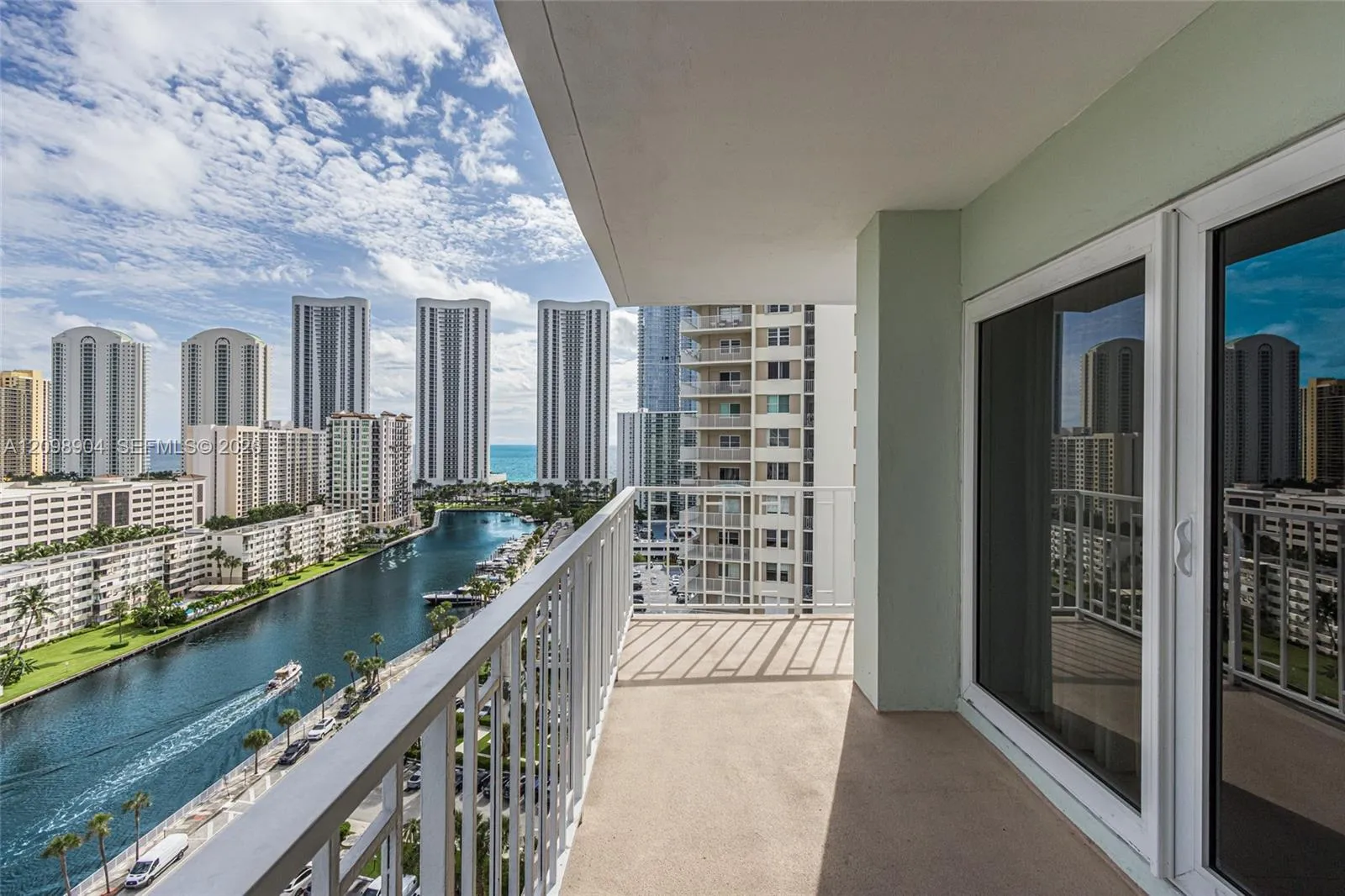 View details of listing 500 Bayview Drive 1631, Sunny Isles Beach, FL 33160 Sunny Isles Beach with MLS# 