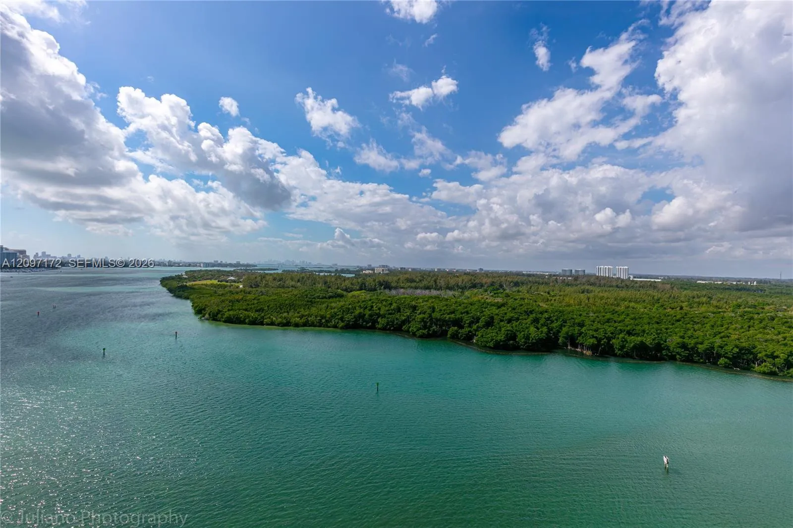 View details of listing 500 Bayview Drive 1818, Sunny Isles Beach, FL 33160 Sunny Isles Beach with MLS# 