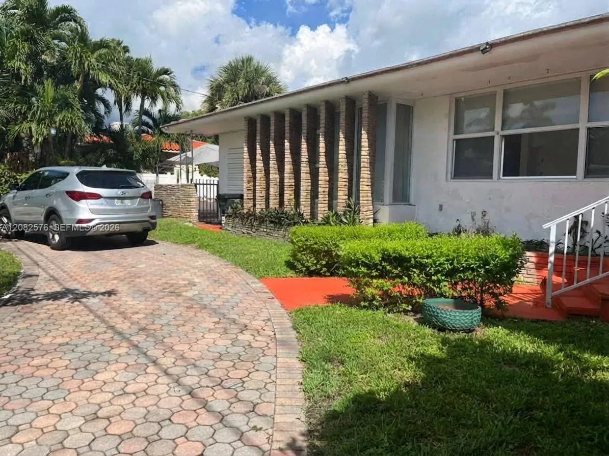 View details of listing 501 90th Street 1, Surfside, FL 33154 Surfside with MLS# 