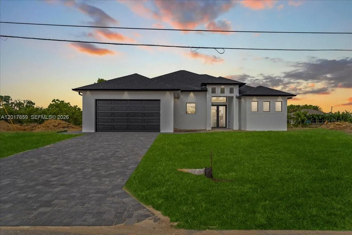 Listing  502 NE 5th Place, Cape Coral, FL 33909, Cape Coral, FL 33909