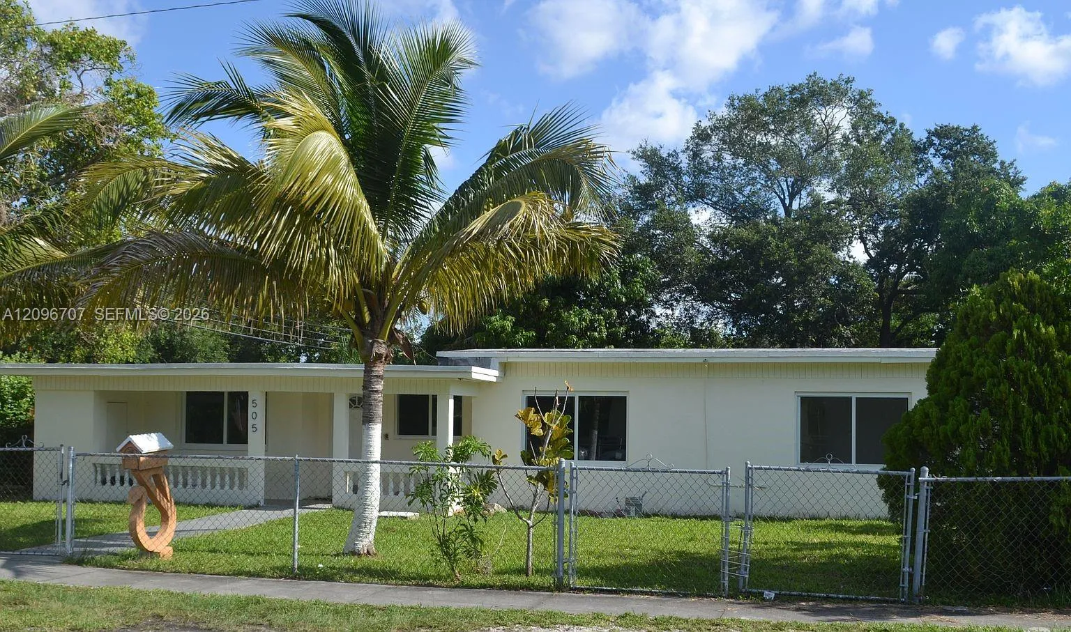 View details of listing 505 NE 140th Street, North Miami, FL 33161 North Miami with MLS#