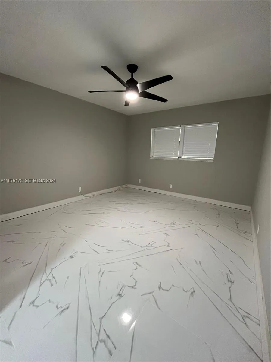 View details of listing 5102 NW 36th Street 605, Lauderdale Lakes, FL 33319 Lauderdale Lakes with MLS# 